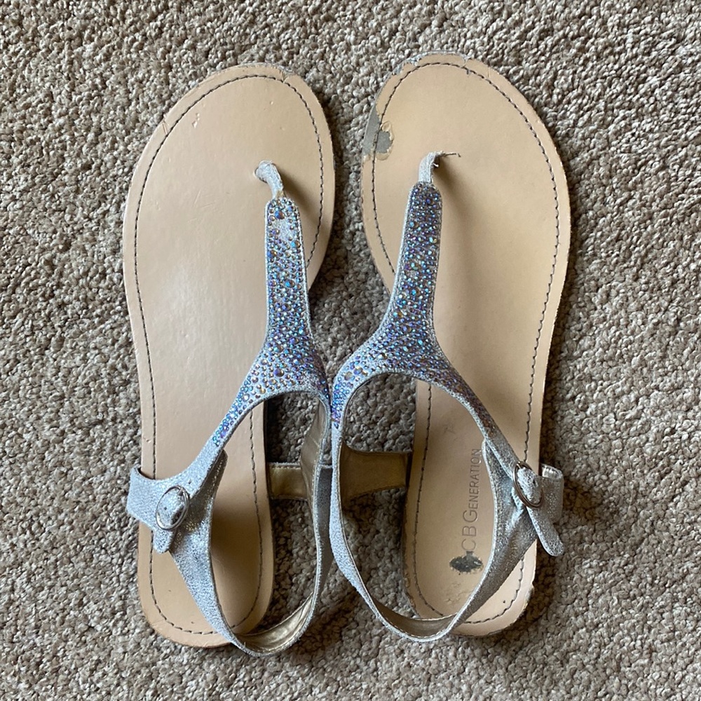 BCBG sandals ✨